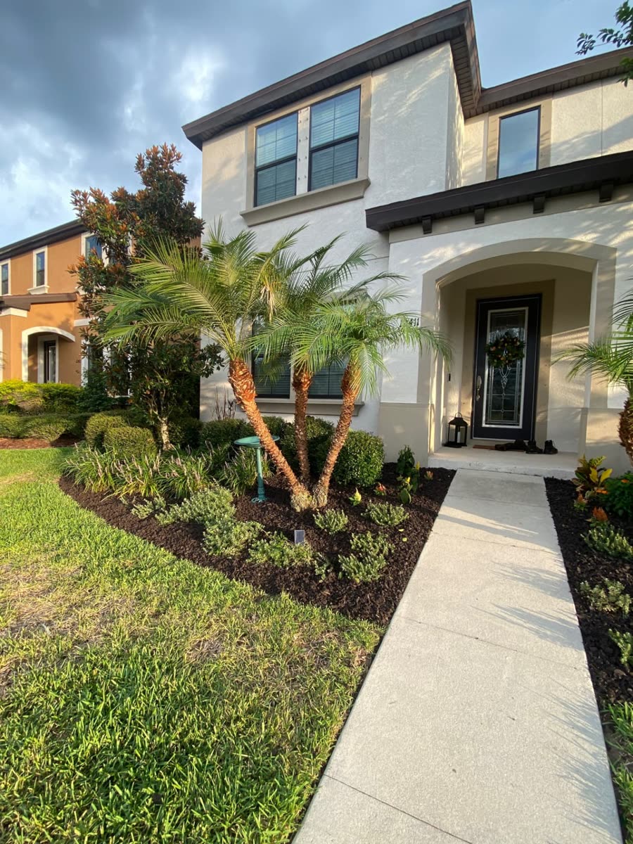Landscaping & Mulch Beds